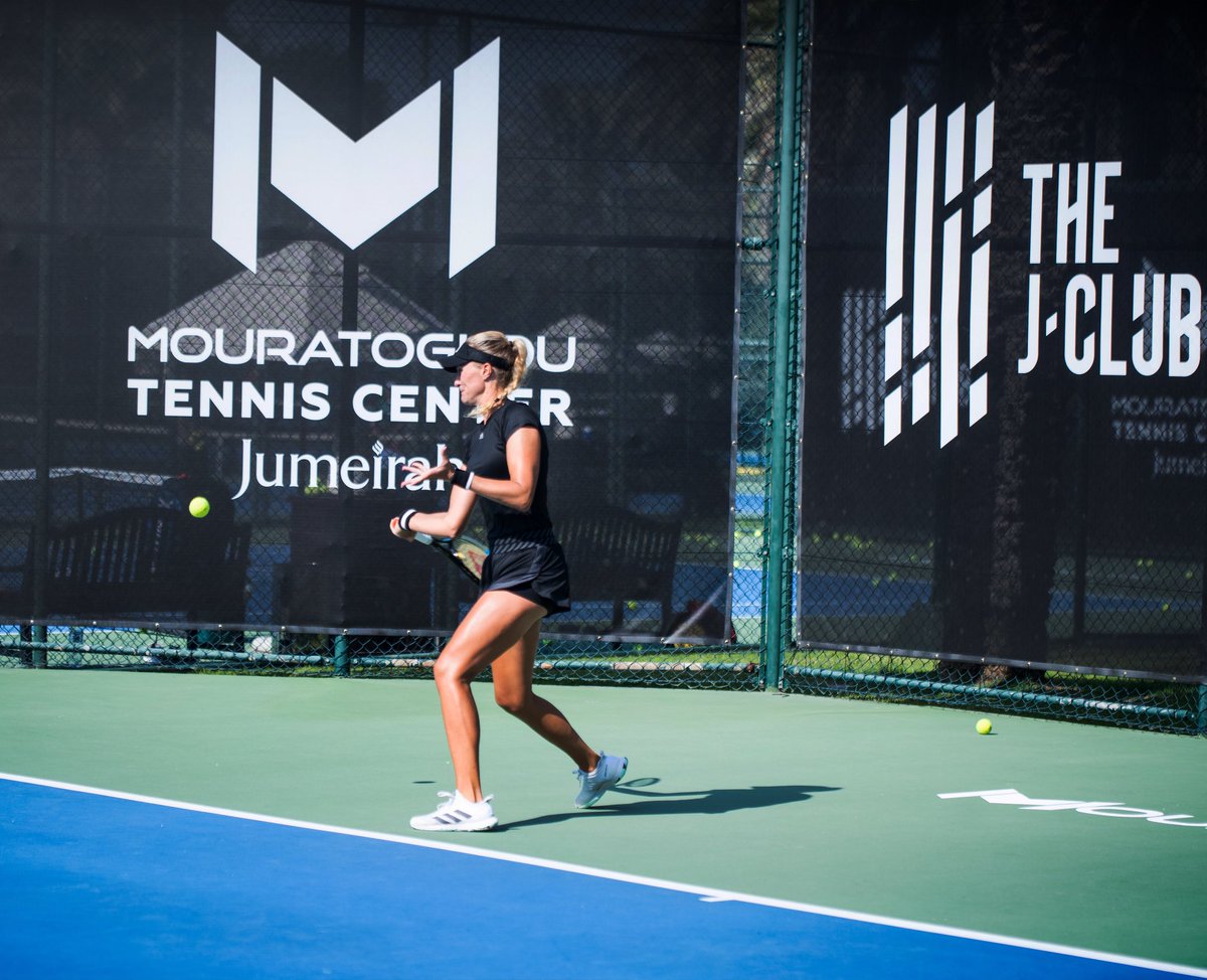 Welcome in Dubai 🎾  <a href="/MTCDubai/">Mouratoglou Tennis Center Jumeirah 🇦🇪</a>