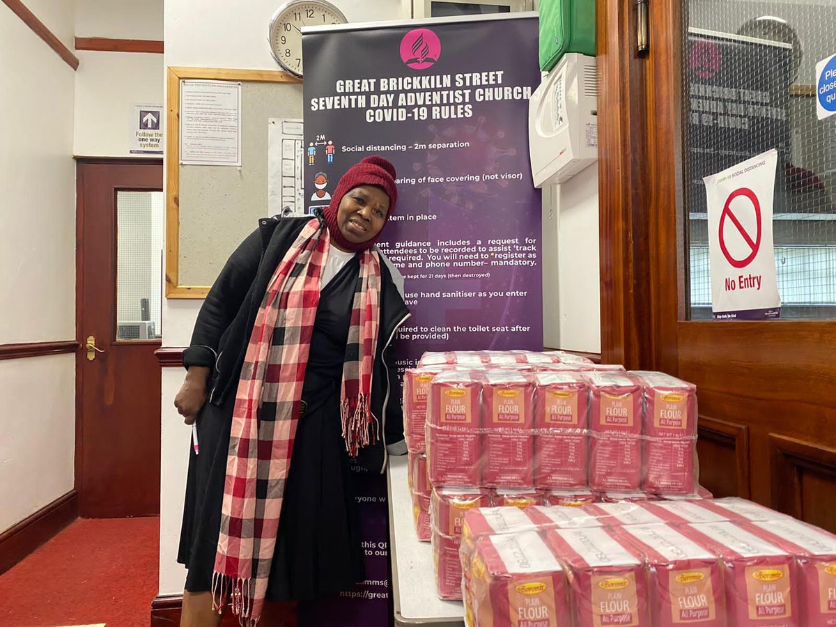 WolvesCouncil's tweet photo. Thanks to a kind donation of 1,400 bags of flour by Blackheath-based social supermarket Manna House Pantry, we distributed them to foodbanks across Wolverhampton, as well as to @walsallwtonpcg which supports parents and carers of children with additional needs #onecity 👍 https://t.co/be0QZ9s4Wp