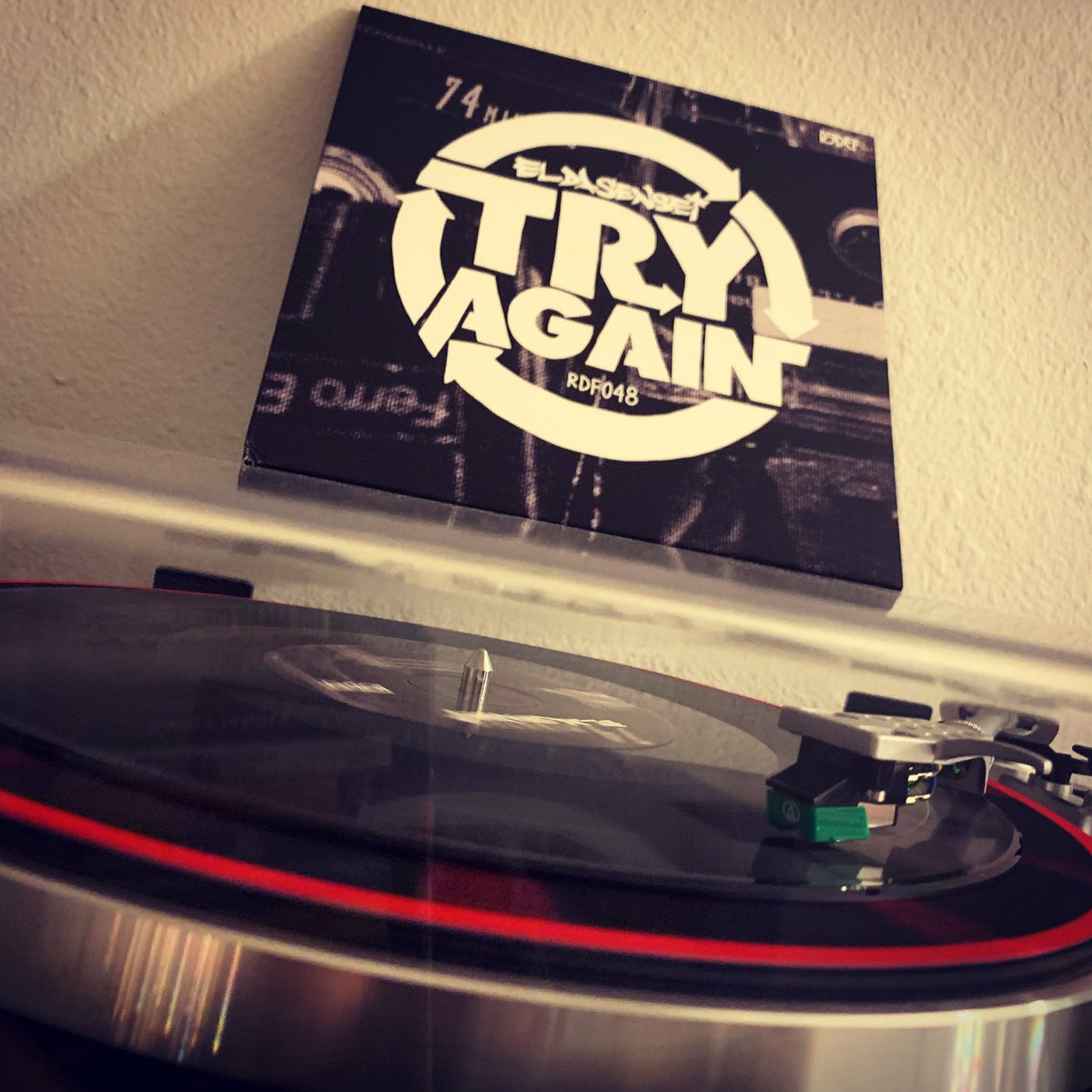 hiphopgods's tweet photo. @eldasensei - Try Again
#tryagain #smoketome #newports #vocal #versions #instrumentals #jocmax #dsmooth #houseshoes #sensei #scrolls #redefinition #records #eldasensei #hiphopgods https://t.co/e5iYkhwGTx