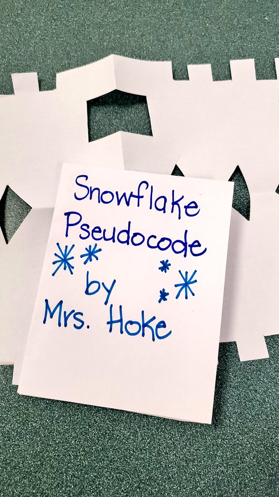 Carrie Hoke tweet media