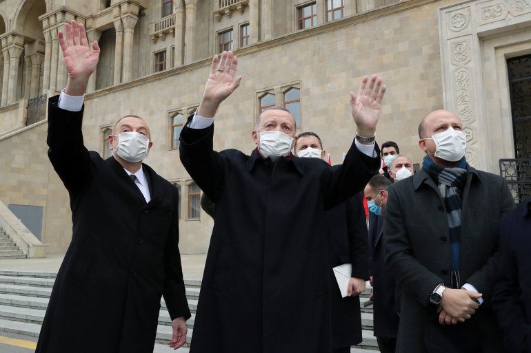 4/During the war, Ilham Aliyev communicated war info alone, on TV or through tweets.During "Victory Parade" he decided to share it with Turkish president.By doing so, he shared "his" victory, gave central stage to Erdogan, came under his shadow.Why did he do so?