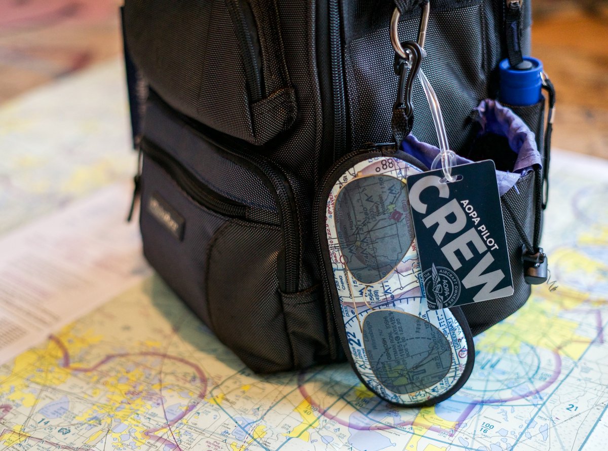 ChartitAll's tweet image. Our custom aeronautical chart sunglasses case attaches perfectly to any flight bag and is the ideal stocking stuffer for all pilots! Order by December 16 to receive before the holidays: chartitall.com/product-page/s… #ChartItFlyItWearIt #aviation #flying #flightgear