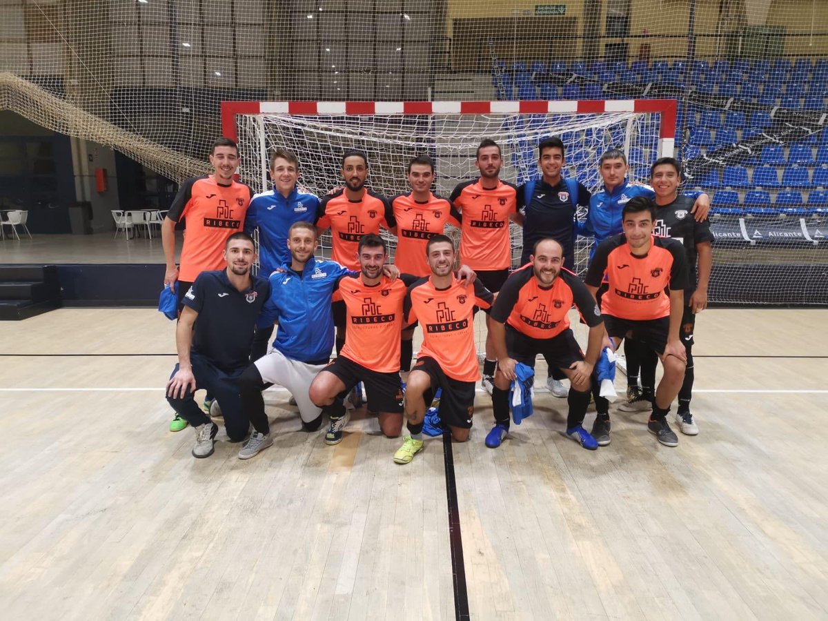 🗞📸 Resultados Fin de Semana‼️

Ribeco Senior 0 🆚 11 United Elche

Derrota ante un rival de un nivel muy superior donde pudimos aprender y pulir algunos errores. Nos quedamos con la segunda parte donde el equipo defendió muy bien y comenzó a conectar alguna jugada de peligro.