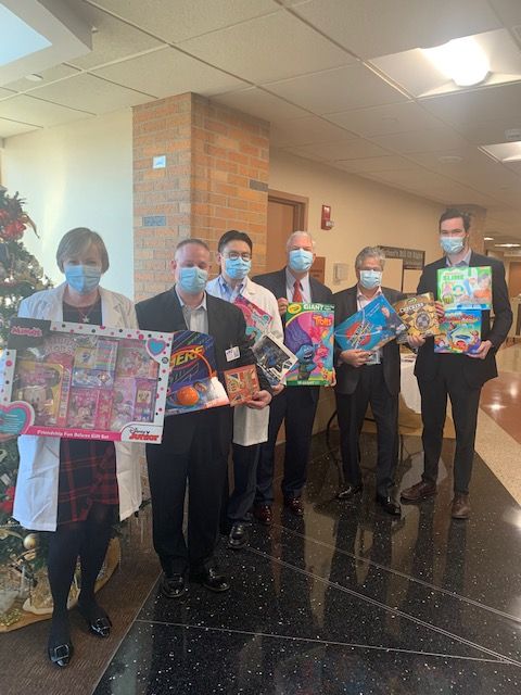 littlest_nick's tweet photo. We donated over 300 toys to the Family Care Center at Mercy Medical Center! Every child that comes to the Family Care Center during the holidays will now be able to receive a toy.🧸
@MercyMedicalRVC
#toydrive #donate #charity #giveback #seasonofgiving #KIHk #LSNF https://t.co/dUnYeNPpi5