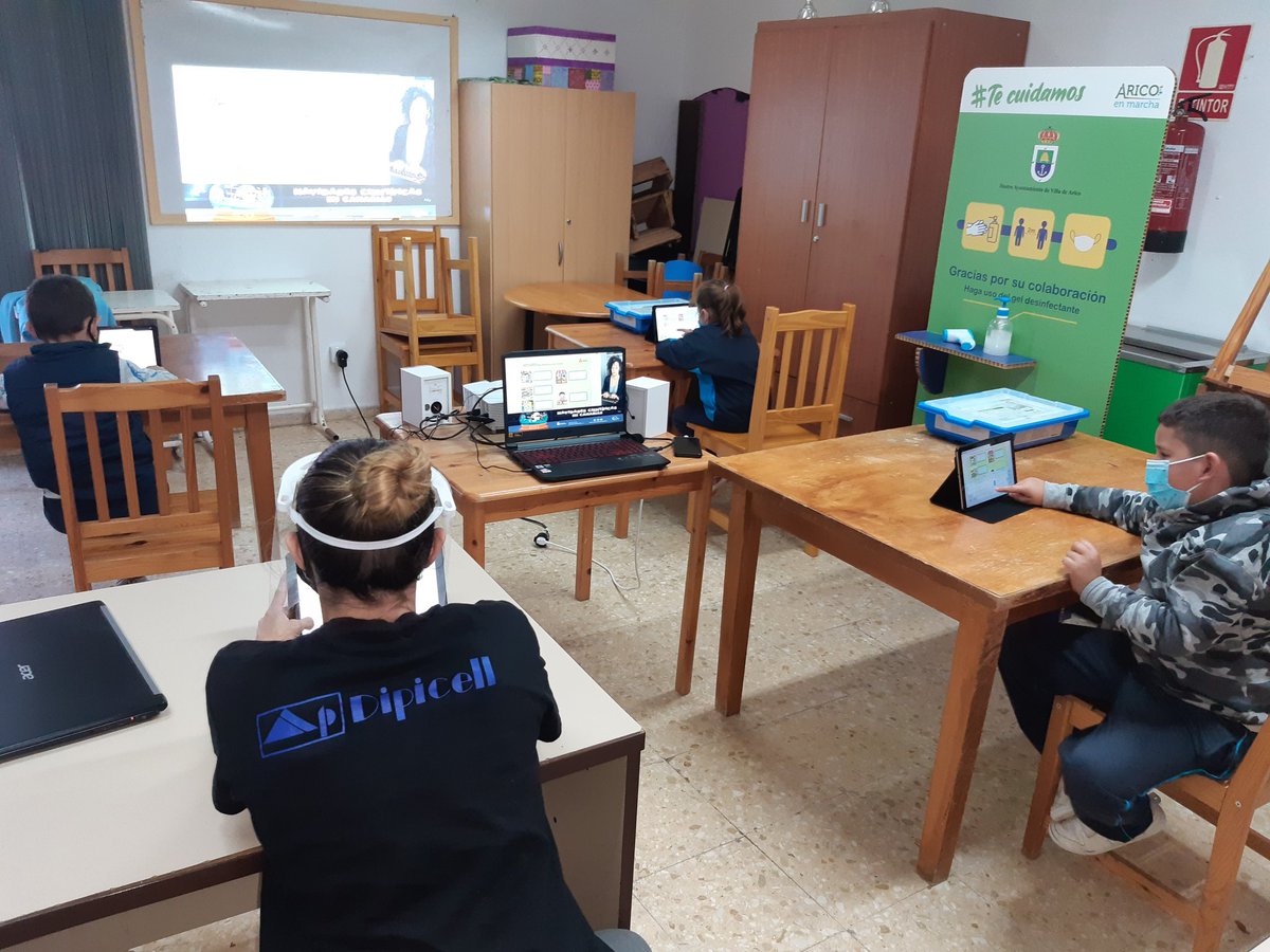 La Jaca Robótica tweet media