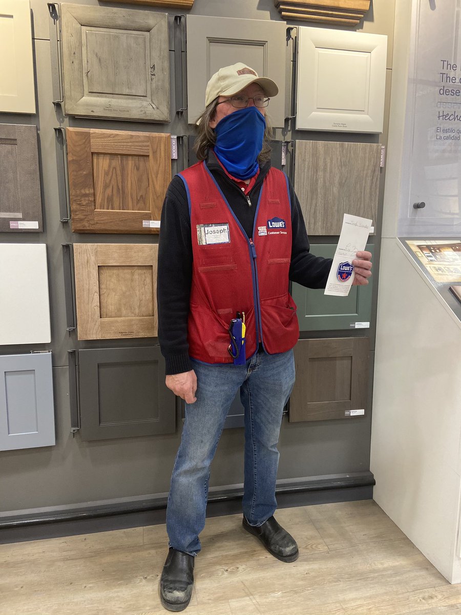 Store 3274 family ( lex Tyson ) tweet media