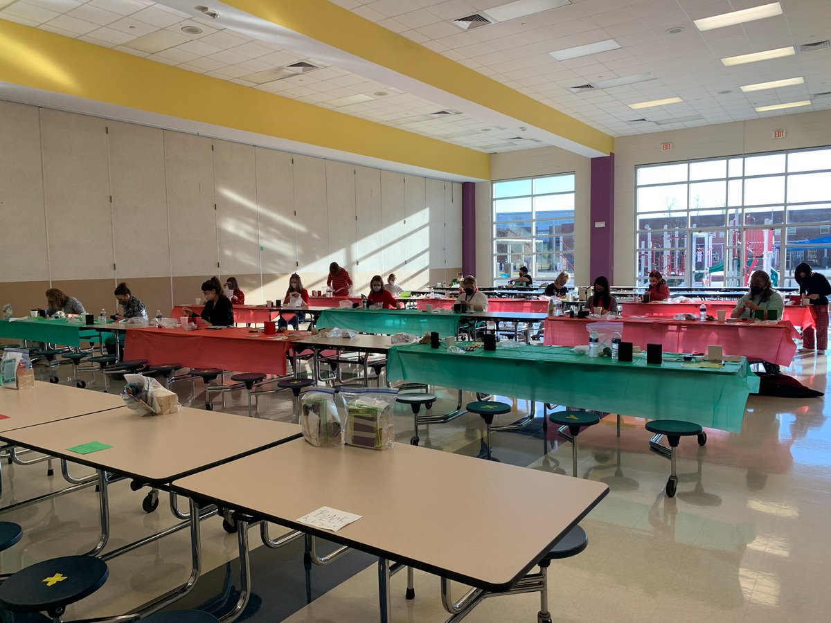 NFP_Elementary's tweet photo. What an afternoon! Our very own talented @Jeannie24288818 took our staff through a wood art design for our winter "gathering" this year. Some joined virtually, others spaced out in the cafeteria, but a good time had by all! Thanks PTA for providing the supplies. #loveourstaff https://t.co/0pIhBUnCZL