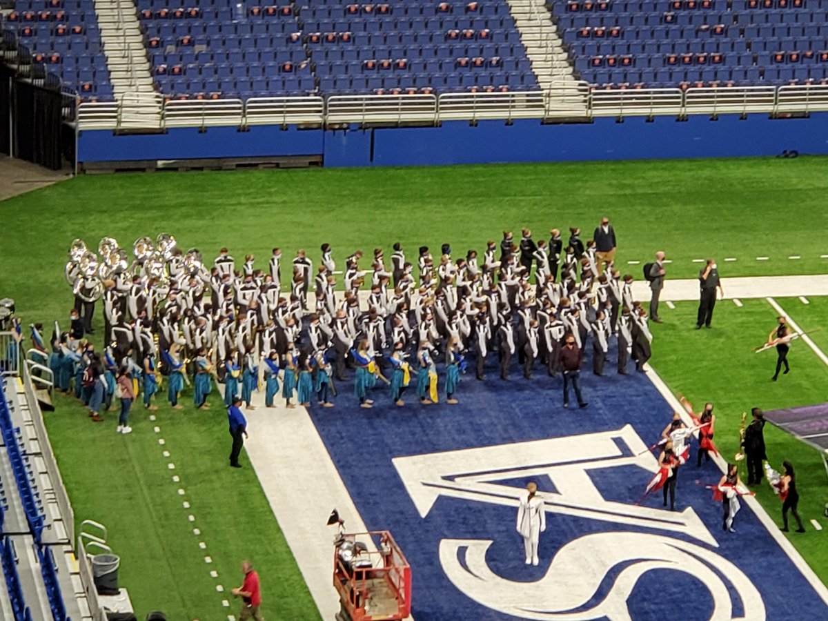 Let's Fly Falcons! #othsfalconband #UILState #fp1440 #itsagreatdaytobeafalcon