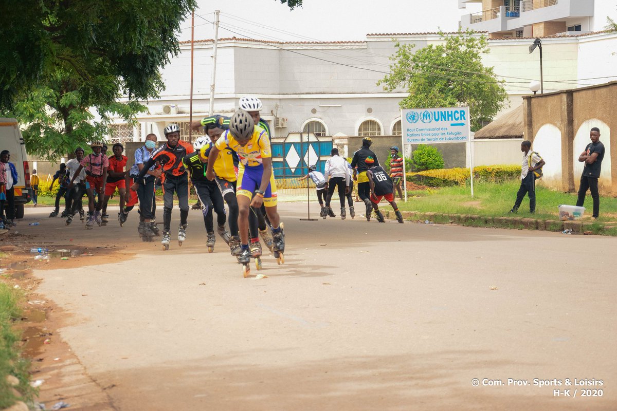 KatebeLeila's tweet photo. Il va se tenir à #Lubumbashi du 26 au 29 décembre le Championnat Provincial de Roller. Pour encourager les athlètes, nous avons reçu en audience ces jeunes pratiquant de Roller de Lubumbashi ce mardi 15 déc avant de prendre part aux séances d'entrainement tenues au Square Forrest https://t.co/H19HzvXEHS