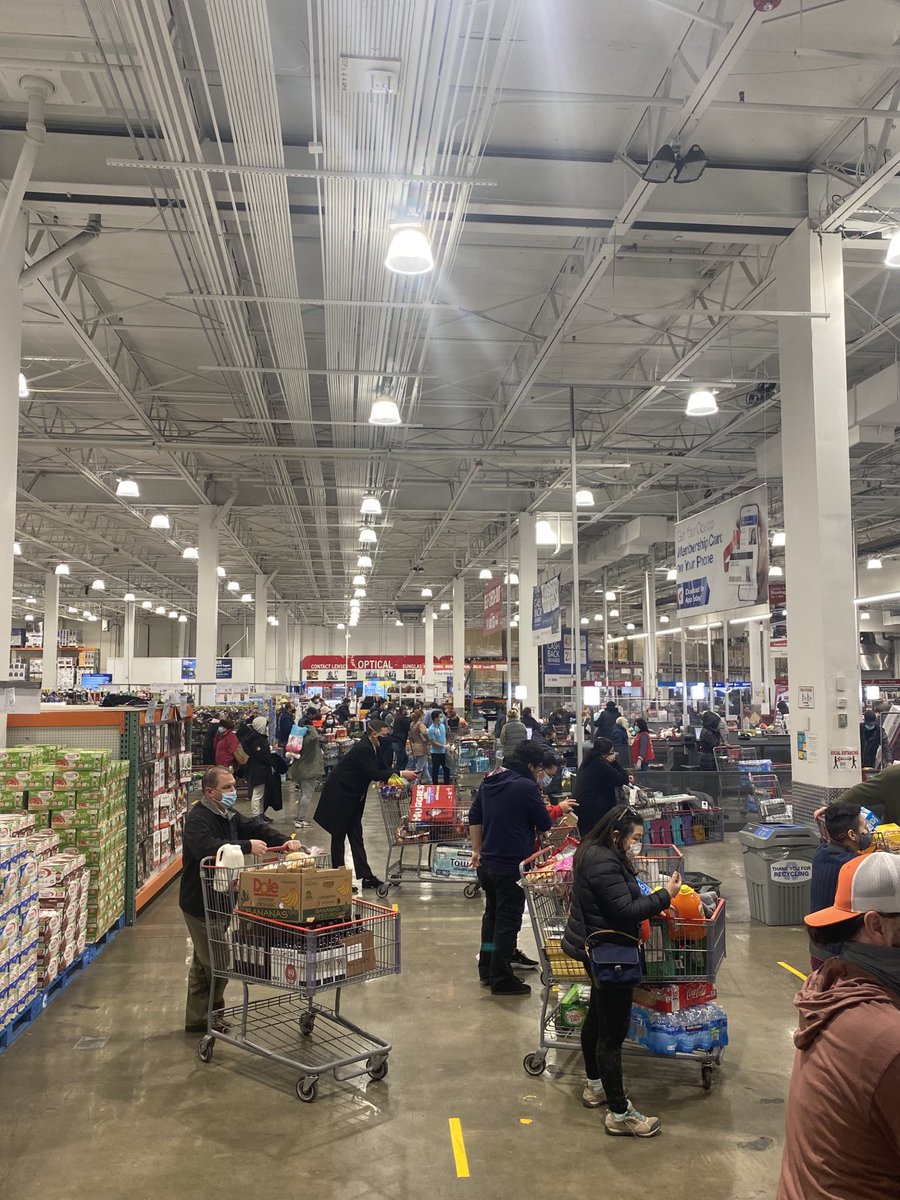 KatiePavlich's tweet image. If this is allowed at COSTCO, restaurants should be open.