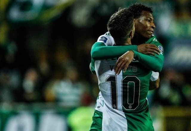 futbolecuador's tweet photo. Se gana más minutos y menos diminutivos (VIDEO). Asistencia y 90 minutos de Gonzalo PLATA en clasificación del #SportingSP en la #TacaDeLaLiga https://t.co/KRewGvMbVn https://t.co/r5J5PSOKsg