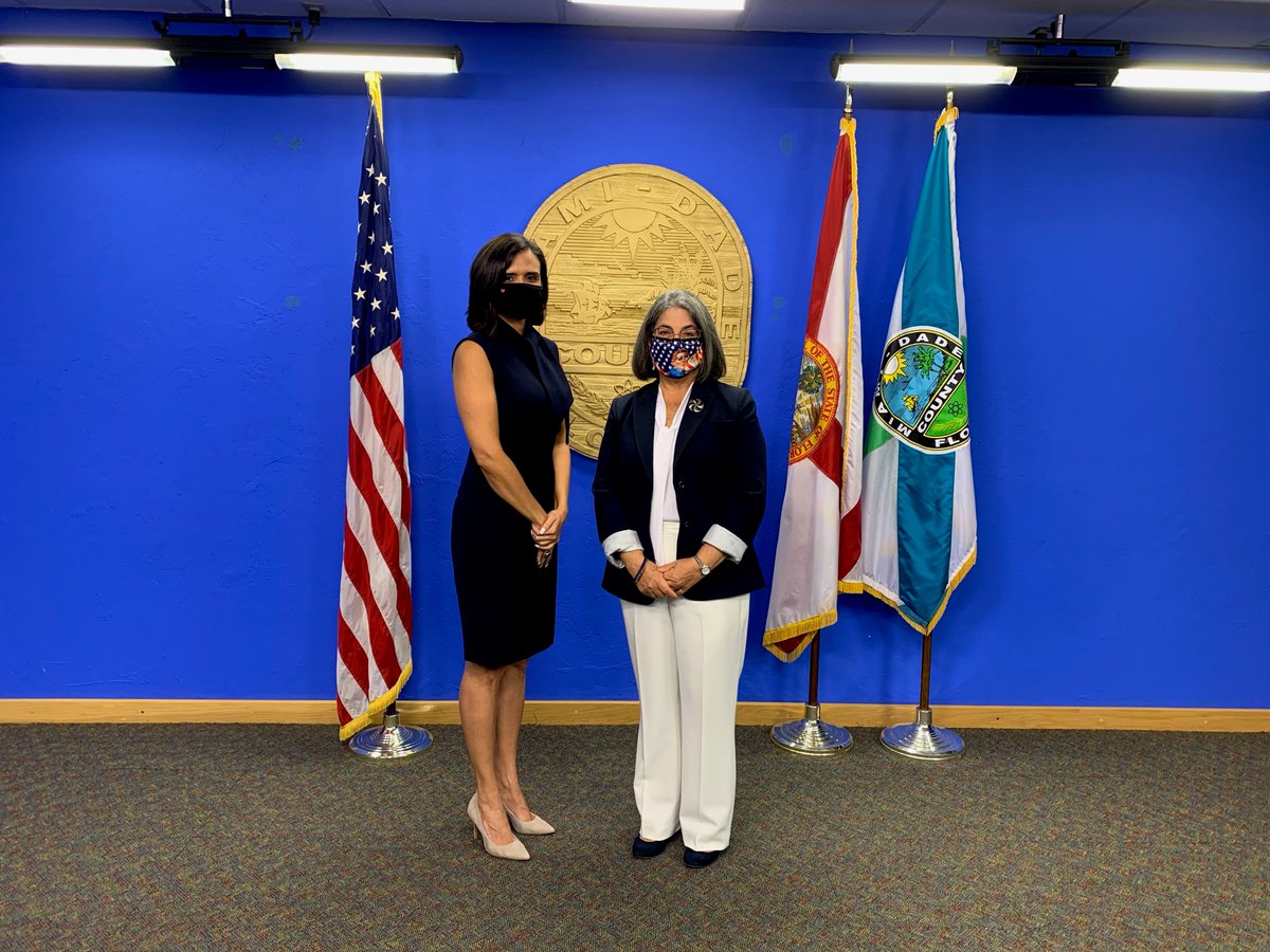mdjsd's tweet photo. Congratulations to the new JSD Director, Cathy Burgos, LCSW! Director Burgos has been with the department for 20 years, but more importantly, she is a #childadvocate and believes in #prevention services. #MDJSD #ChangeAgent https://t.co/u9HciAaQyZ