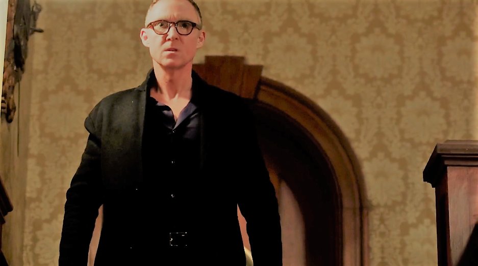 Dean chooses to believe Sam… Dean loses his memory, but when it comes to having to shoot the witch Dean believes Sam even though he doesn't remember him. Sam: *points to himself* BrotherDean shoot witch. Although how can he be sure?) Soulmates. #supernatural   12x11