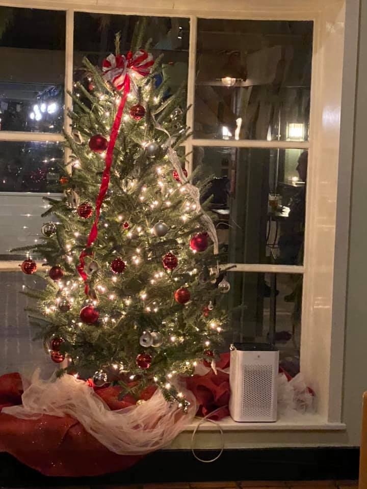 Berrets's tweet photo. Gift cards make great holiday gifts! https://t.co/UMTl7zFYAp https://t.co/mrcta37FK8