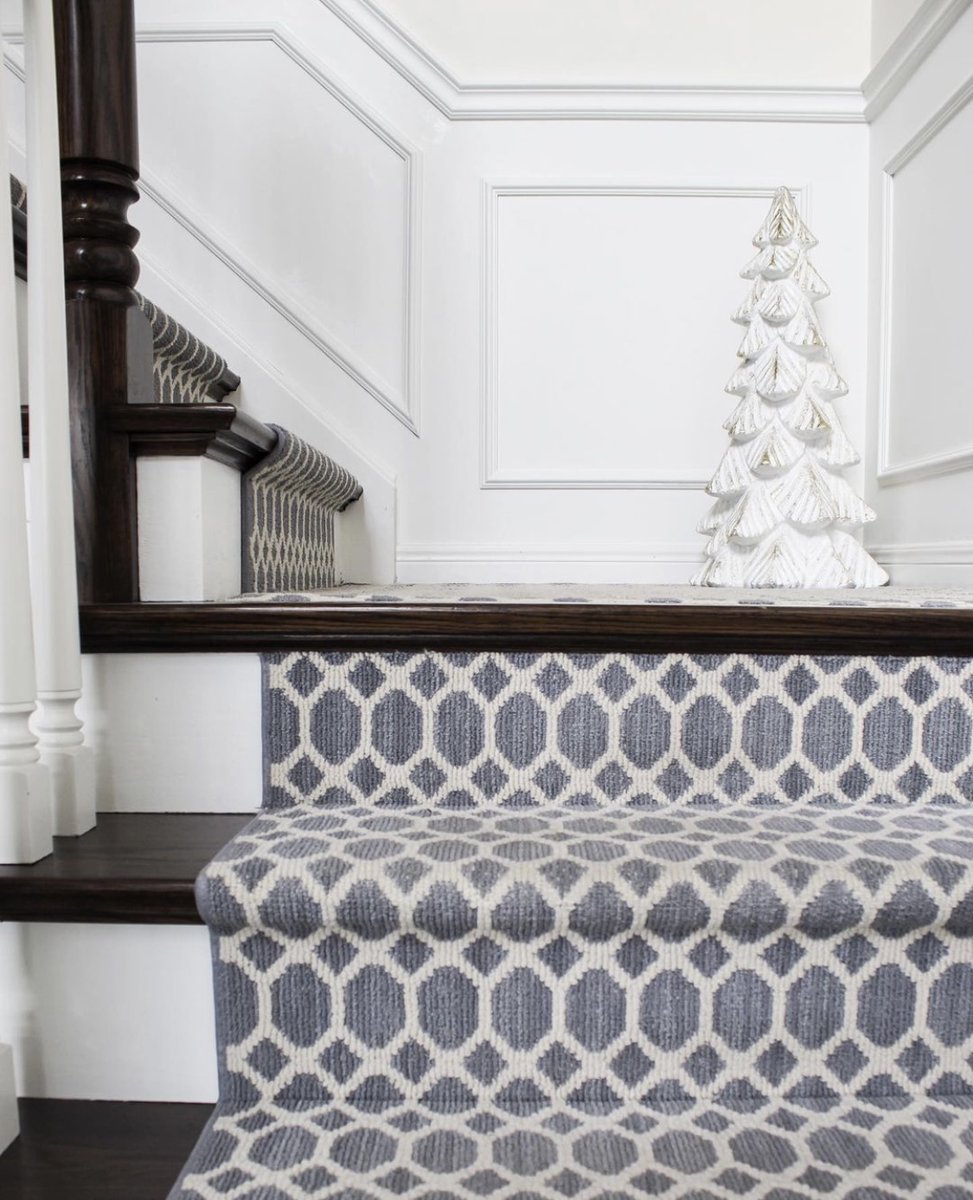 AndersonTuftex's tweet photo. There’s no place like home for the holidays. | Featured: Tracery in Bay of Hope

📸 @crystal.belle.home

#andersontuftex #carpet #stairrunner #customrunner #runners https://t.co/pQkxZRVswF