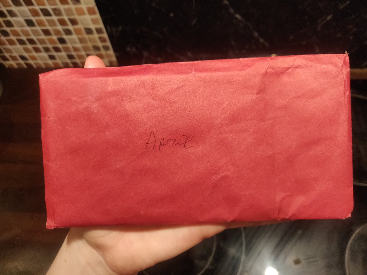 AnnabellaSM's tweet photo. If anyone knows someone who lives near College Road in Cork called April, I found this on the way into the Boole on the ground, it's from her nanny and I'm crying. Please can we find her!!😩 https://t.co/L32OVEO6VD