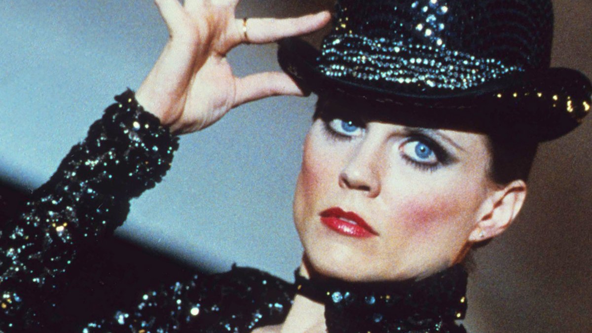 😢 il 2020 ci ha tolto anche ⭐ ANN REINKING ⭐
ballerina Icona del FOSSE Style
Tutto su di lei: DanzaDance.com/Ann_Reinking

#AnnReinking  #BobFosse  #Broadway