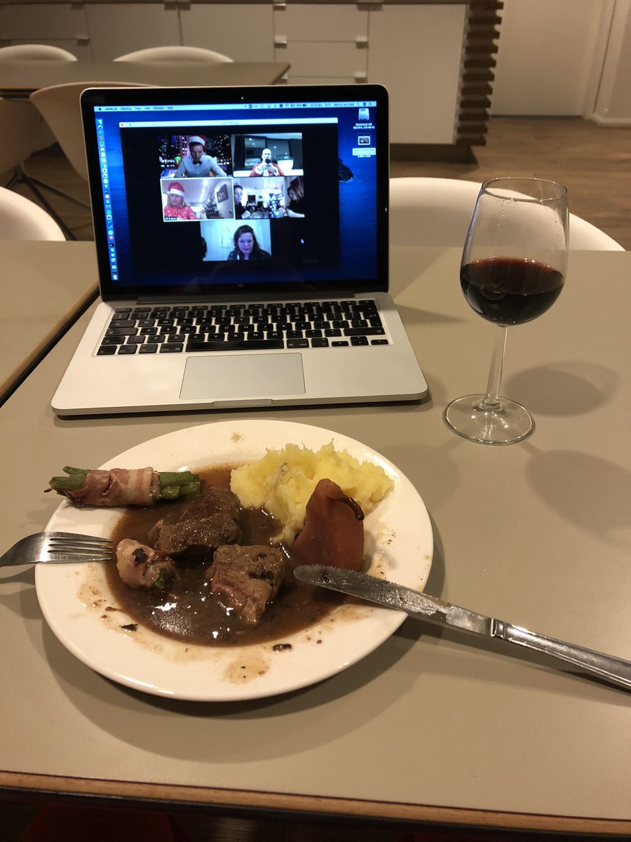 Online kerstdiner van @DommerholtLegal dankzij topcatering van <a href="/sterncatering/">Stern Catering en Partyservice</a>