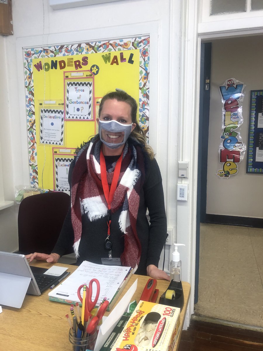 VonaKristin's tweet photo. Love this mask!  Works great to help students see the proper mouth formation while working on phonemic awareness. @Fischer4J @WanamassaElem #spartanlegacy #ineedone https://t.co/sWWERuh8hR