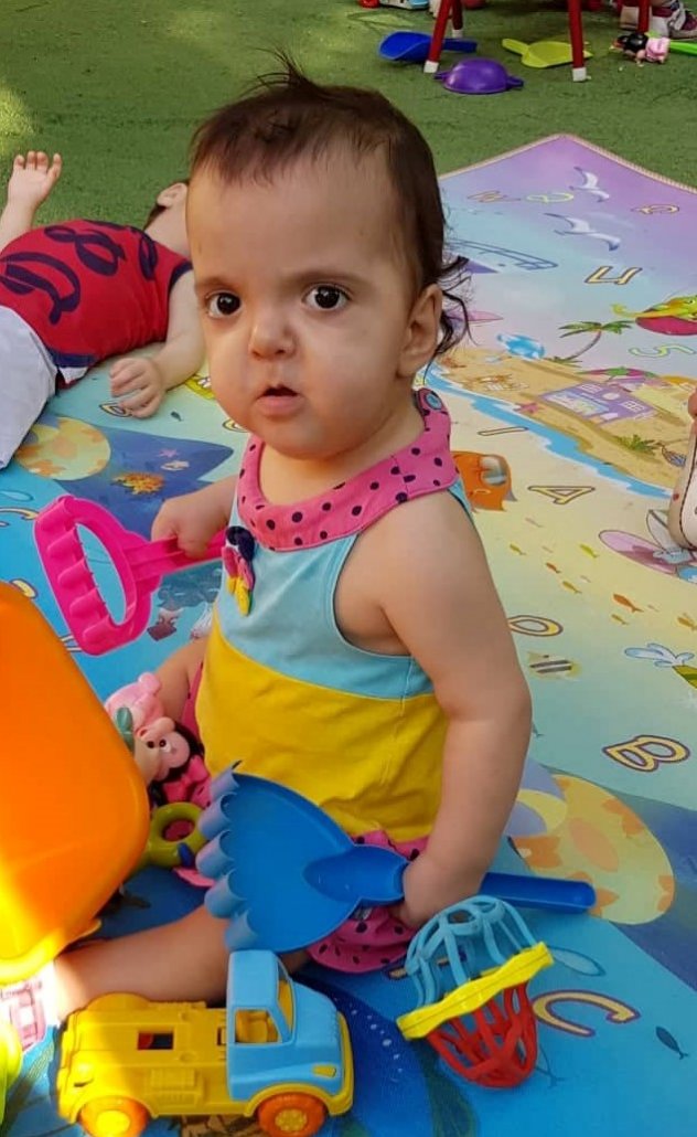 ReecesRainbow's tweet image. We don’t know a lot about sweet Nelly yet, but the agency does have videos of her they can share with inquiring families. She looks like she could have #apertssyndrome or another #craniofacial condition. reecesrainbow.org/131649/nelly #macc2020