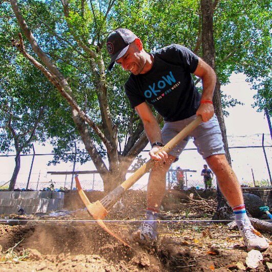 OneKidOneWorld's tweet photo. Happy birthday to the guy who started it all! Josh shows us how to use what we have to help others and that a little can go a long way! We 💙 you, Josh, have a great birthday! 

#okow #makeadifference #giveback #hbd https://t.co/Yo6pXl0fDh