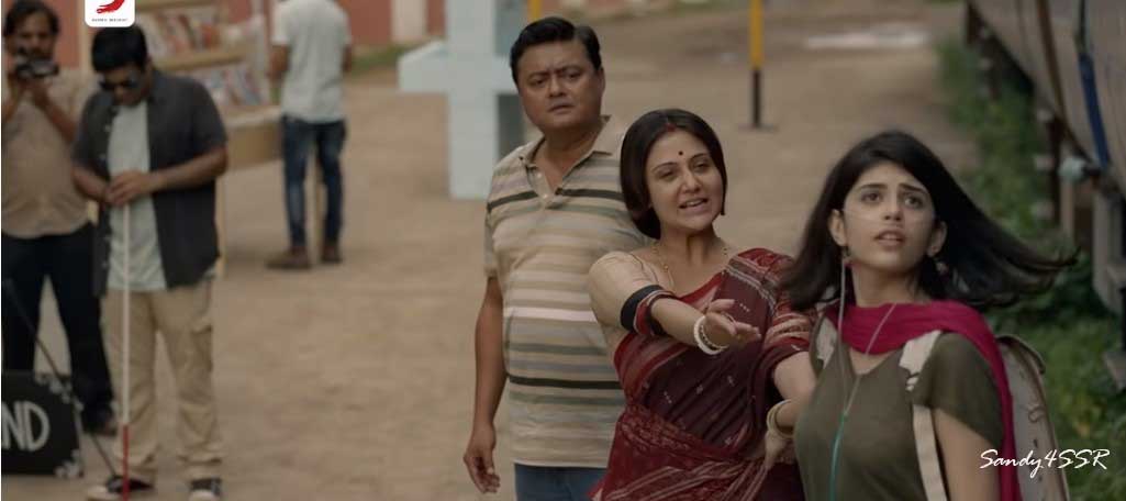 12.Shooting of d film with amateur artists is depicted in Dil Bechara. D movie itself gives clues to so many puzzles. This screen grab itself is a big clue. Narrations & statements-everything plotted as per plan to replicate some event happened before. Mind game with our brains!