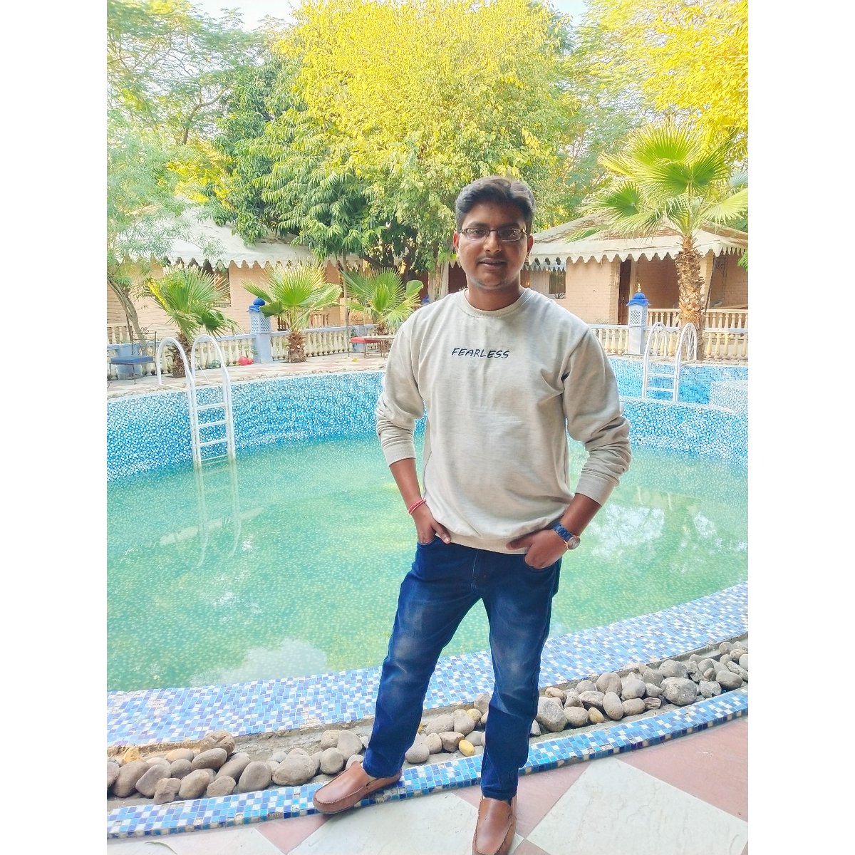 kapilrajkp's tweet photo. When in doubt, swim it out. 🏊
.
.
.
#mood #vibes #quotesaboutlife #happiness #positivity #smile #selfmuse #jaipur #kapilraj https://t.co/ZtXdtRorGW