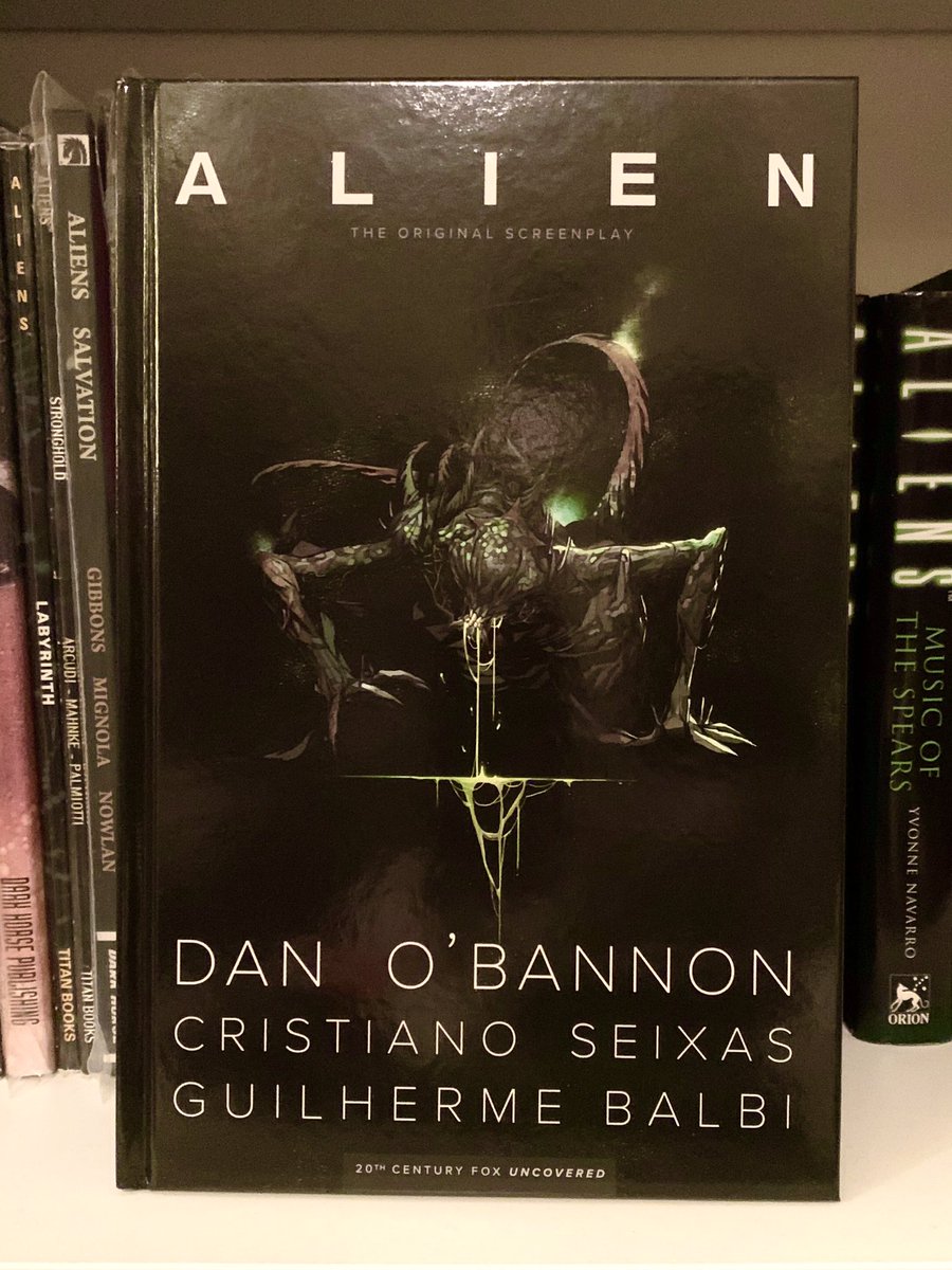 Unkle_Lee44's tweet photo. New arrival and the end of an era. 😥
Alien: The Original Screenplay from @DarkHorseComics 
#Alien #DarkHorseComics #DanOBannon #CristianSeixas #GuilhermeBalbi #WalterSimonson #DaveStewart  #CandiceHan #MichaelHeisler https://t.co/mrd9lpFMfU
