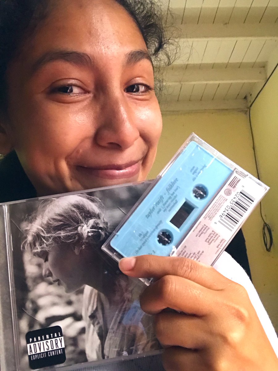 ClauAntonella's tweet photo. “Not” about to cry with my FIRST merch ever of @taylorswift13 
I think I’m most excited about the cassette, you know 'long live' the old stuff @taylornation13 #Folklore #TaylorSwift𓂸 #stolenlullabies ✨💜 a 🇵🇪 peruvian fan, Latam is still waiting for you. https://t.co/nSUH4o0xTM