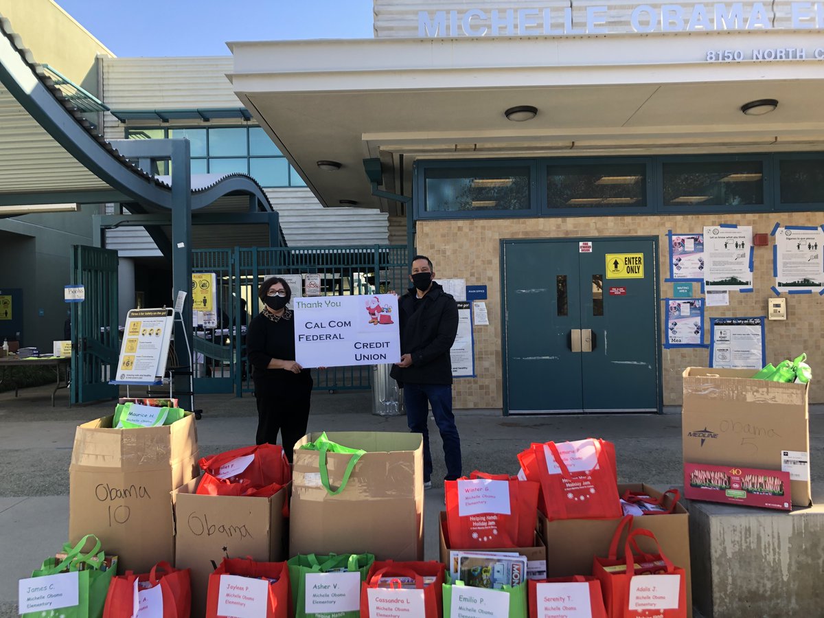 NHMCFoundation's tweet photo. NHF hit the road last week with the "Holiday Jam" and provided toys to 300 local children. Thank you to all of our donors! @csunorthridge @AaaTLC @CalcomCu https://t.co/YyTEkFNp6Z