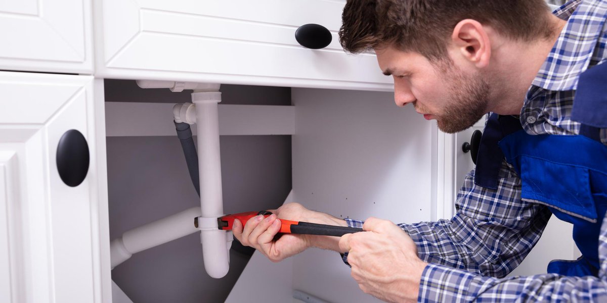 3 Signs You Need a Plumbing Professional to Repipe Your House lnk4u.us/lSYoN1u