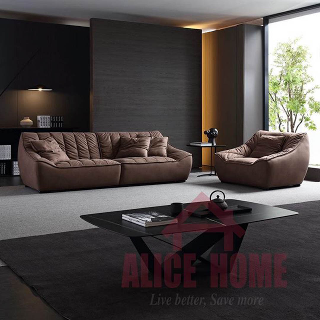 AliceHome_'s tweet image. Our impressive collection boasts high-quality fabrics and materials with respectable durability for unparalleled quality. #LivingRoomSets #HomeFurnishing #SectionalSofas bit.ly/37KZW1J