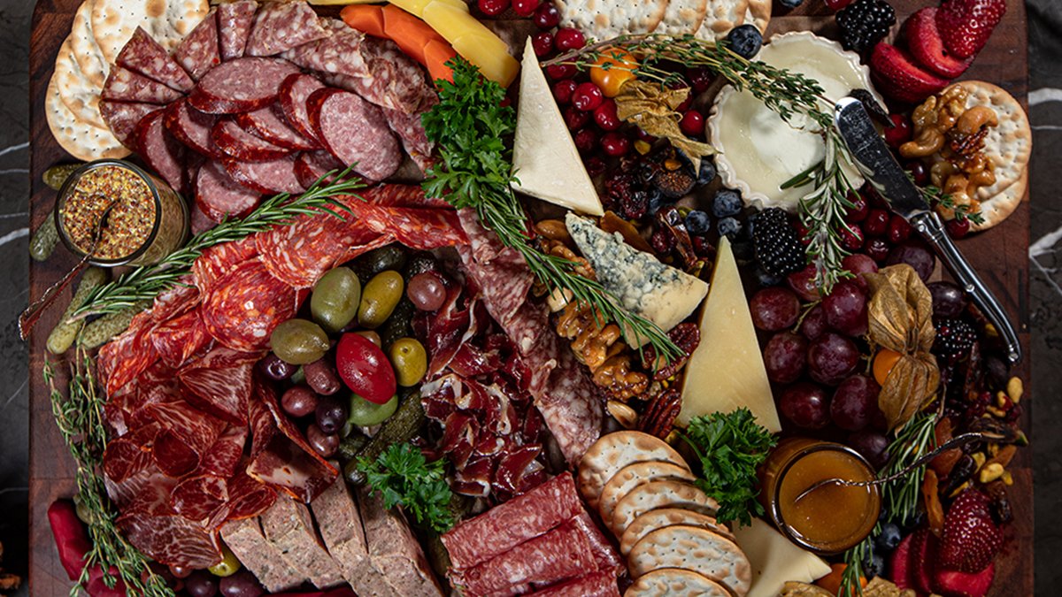 A Charcuterie Board is always a good idea. Better when it's delivered to your door. Find this one on our Holiday Menu. Available now for pickup and delivery. ow.ly/R0yC50Cw2r7