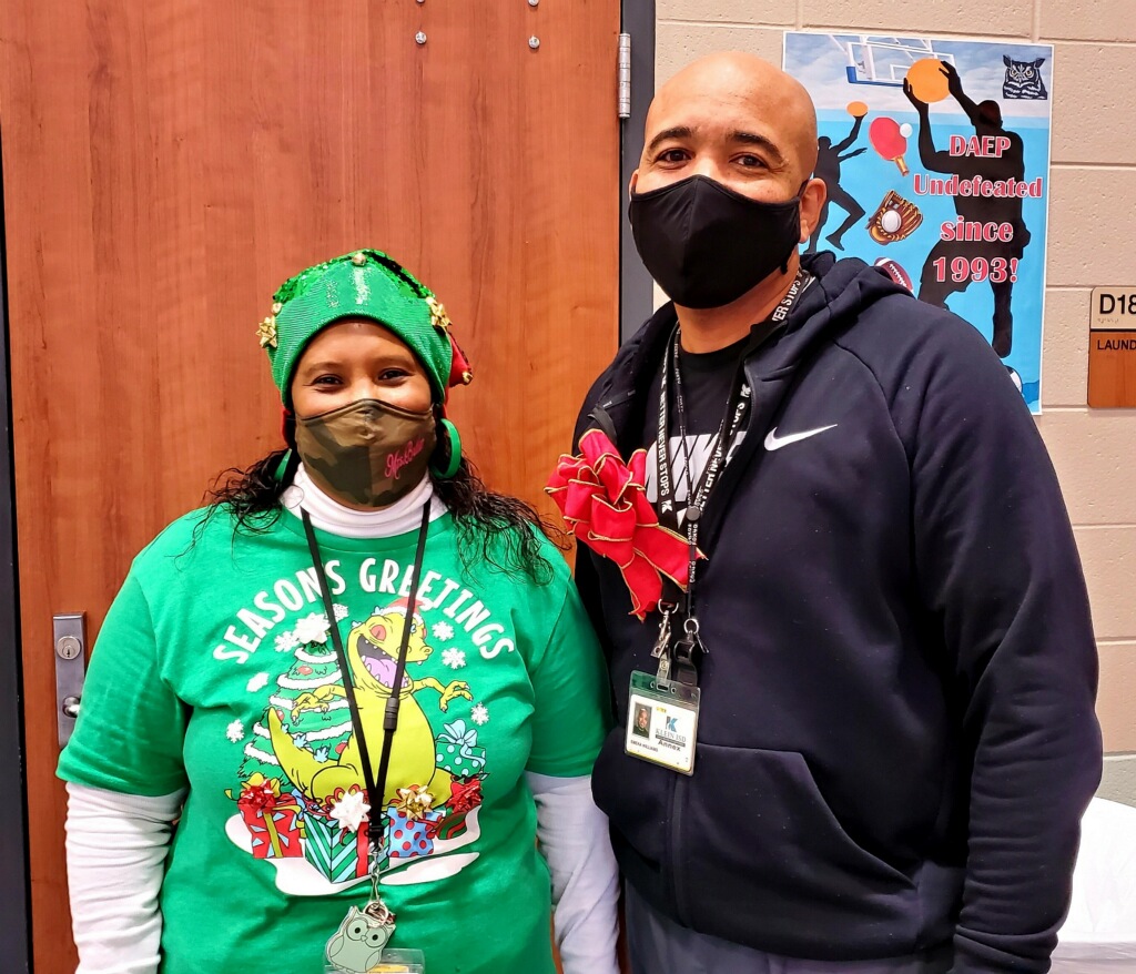 KleinISD_DAEP's tweet photo. Klein ISD teachers and staff are all a gift to the community.  Today is wear a bow/ribbon day at DAEP!  #KleinISD #Kleinfamily #KleinISD_DAEP https://t.co/zesU7flyn9