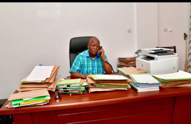 GGalawika's tweet photo. Kazi Kwanza Mengine Baadae, My Best President, Bendera Ya Nchi Yetu Kwanza Mengine Baadae, Hekima, Busara Na Uchapakazi Ndiyo Ngao Uliyotujengea Vijana wa Taifa Hili Na Tunajivunia ๐น๐ฟ @MwanaFA @_zackabdul @MsigwaGerson #mycountryfirst โ๐ผ https://t.co/sONneBmy27