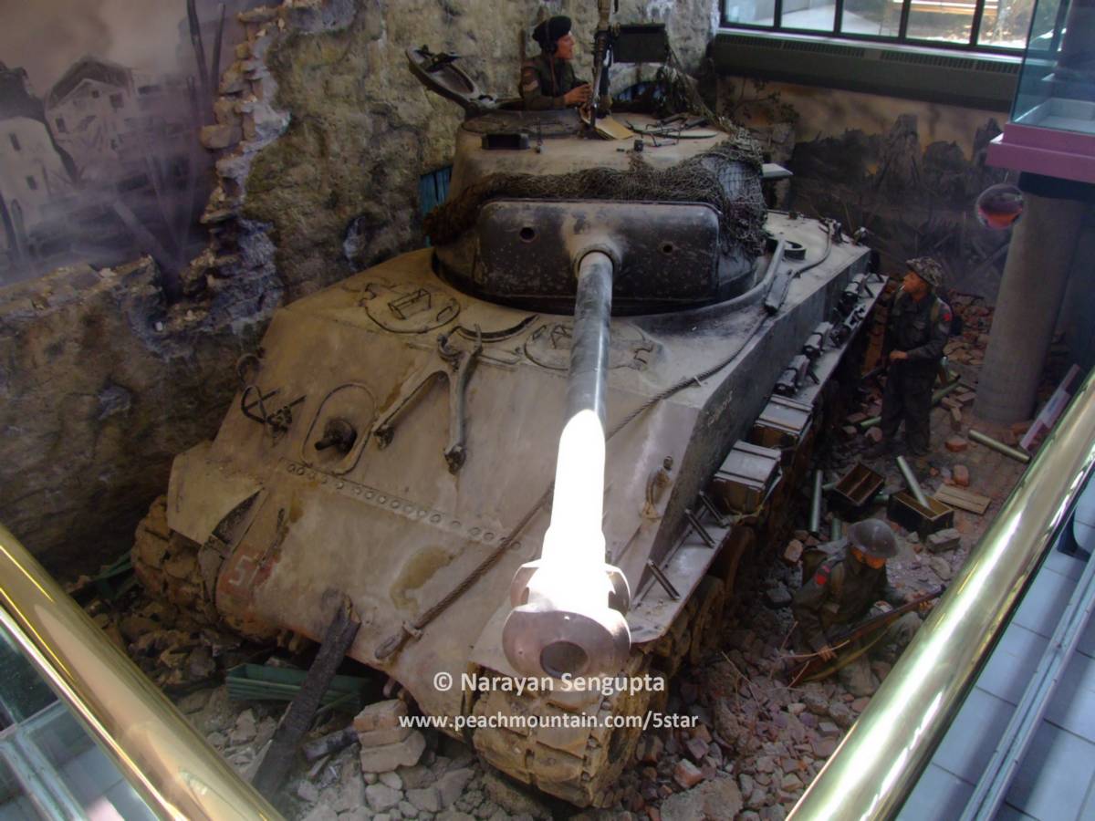  #tankTuesday - IDing tanks. Here is the next one, which is another Sherman: