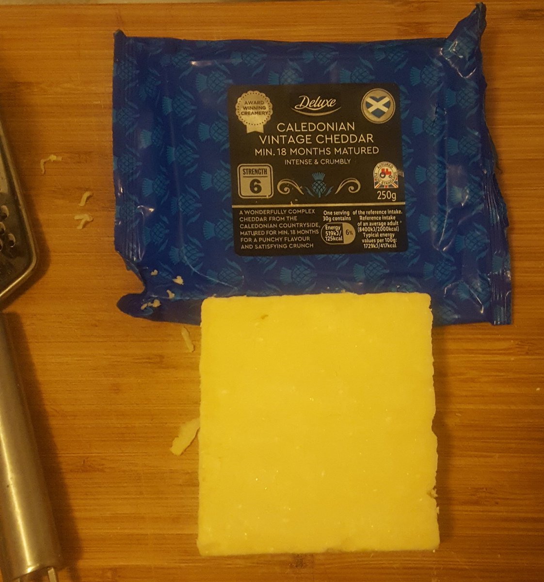 minijaffa13's tweet photo. In other non Covid news... I have to say that this as cracking wee Cheddar from @LidlGB #flumpinglush 😋 https://t.co/x5PqcE0A6d