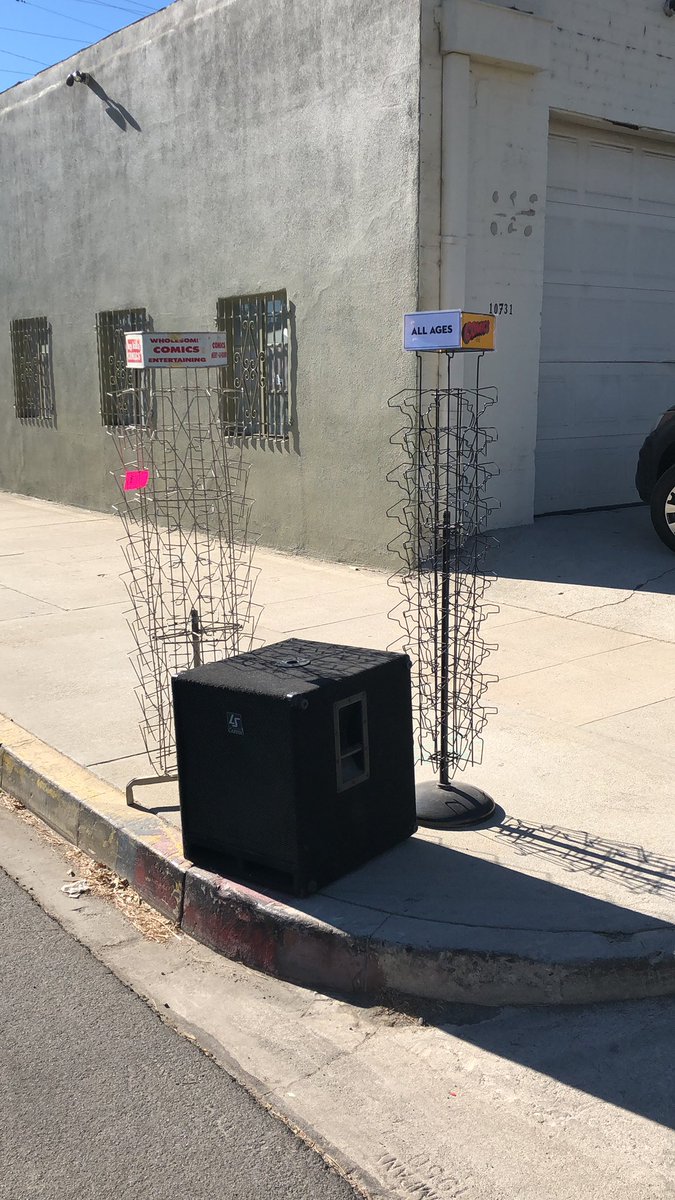 TheseMELTDOWN COMICS &amp; <a href="/meltdown_show/">The Meltdown</a> relics are waiting for you at Denny Ave + Chandler Bl. Get ‘em free. 1c1s. I don’t check here don’t @ me