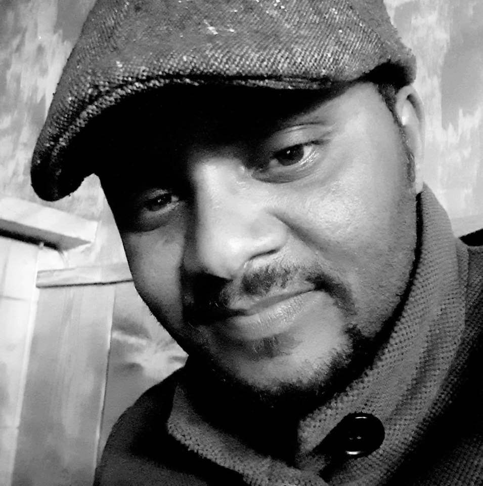 rayuma_raya's tweet photo. Mulu Belay, a Tigrayan communication engineer professional who has worked for ETV, is ethnically profiled and arrested by Abiy’s illegal government. His only crime being Tigrayan. #Amnety #UN #EU #HumanRights #StopGenocideInTigray 
#FreeMulu https://t.co/SeWRw0l26B