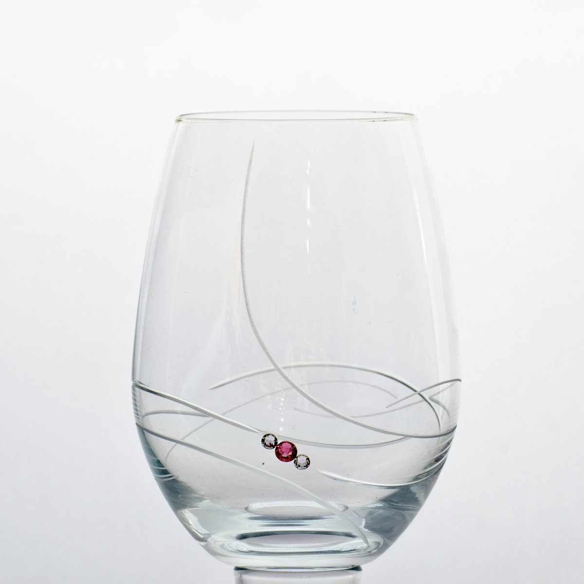 Julianna_glass's tweet image. When you want to go stemless... make it BOLD!  

NEW elegant #wine glasses for any occasion with hand cut designs and a touch of sparkles will give you a bold experience! ✨🍷🧉

Check them out —&amp;gt; juliannaglass.com/collections/wi…

#stemless #tuesdaymotivations #glassware