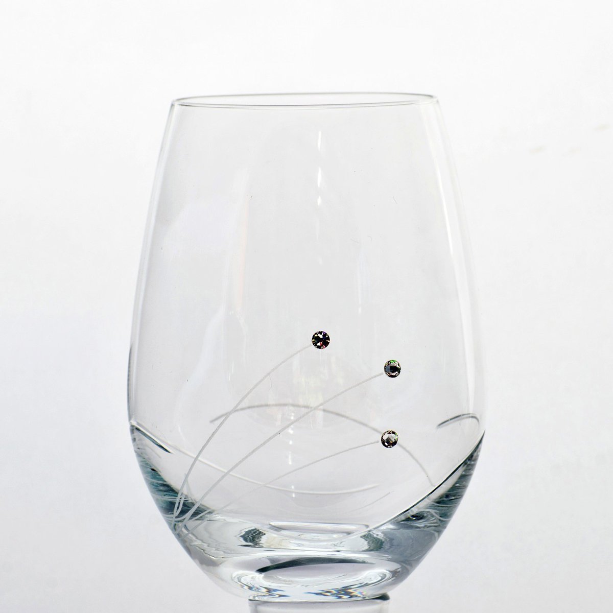 Julianna_glass's tweet image. When you want to go stemless... make it BOLD!  

NEW elegant #wine glasses for any occasion with hand cut designs and a touch of sparkles will give you a bold experience! ✨🍷🧉

Check them out —&amp;gt; juliannaglass.com/collections/wi…

#stemless #tuesdaymotivations #glassware
