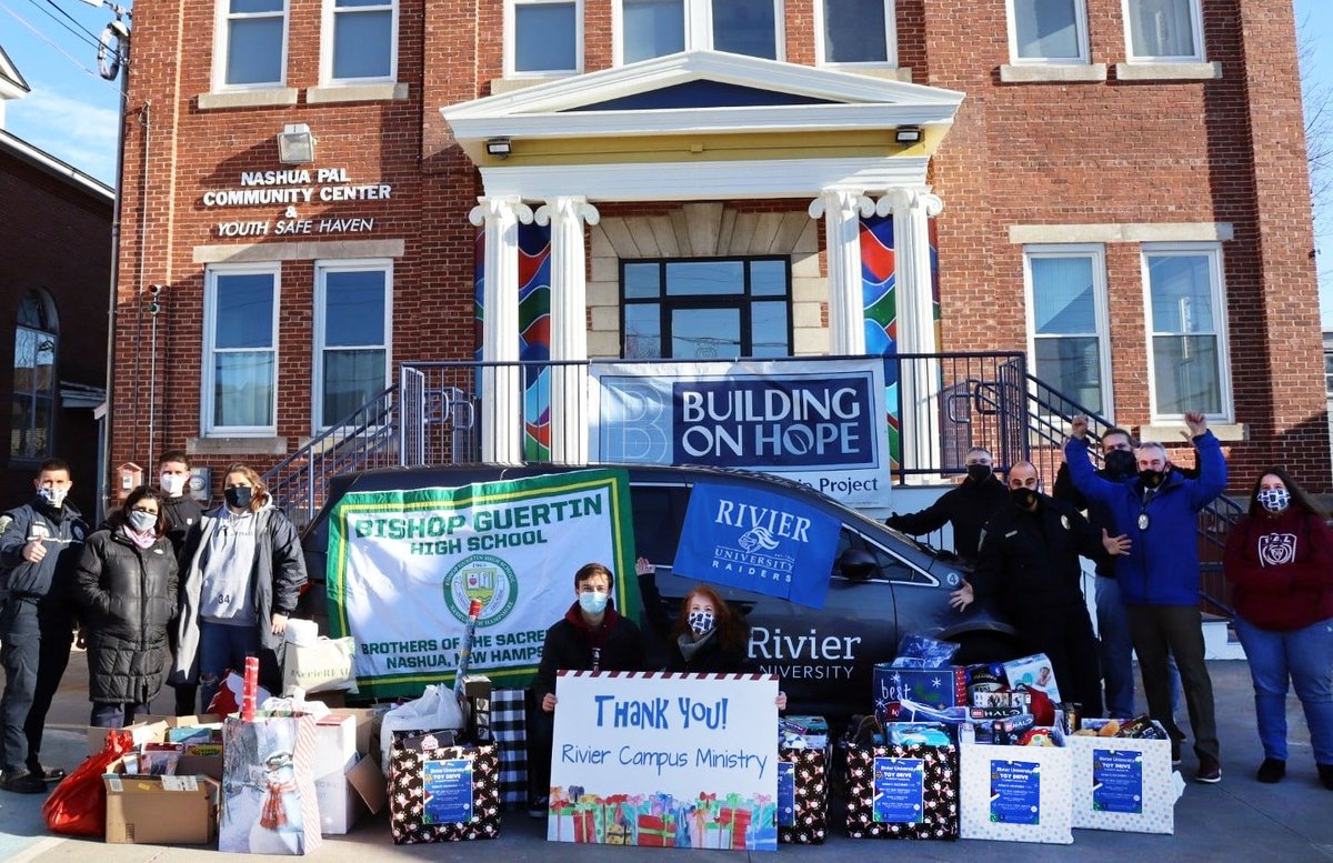 Rivier's Toy Drive to benefit @NashuaPAL children was a success, collecting more than $5,500 in monetary donations and toys to fill two vans! Our thanks to all who donated for their generous support. #rivieruniversity #rivgives #higherandbetter #EveryKidDeservesAPAL