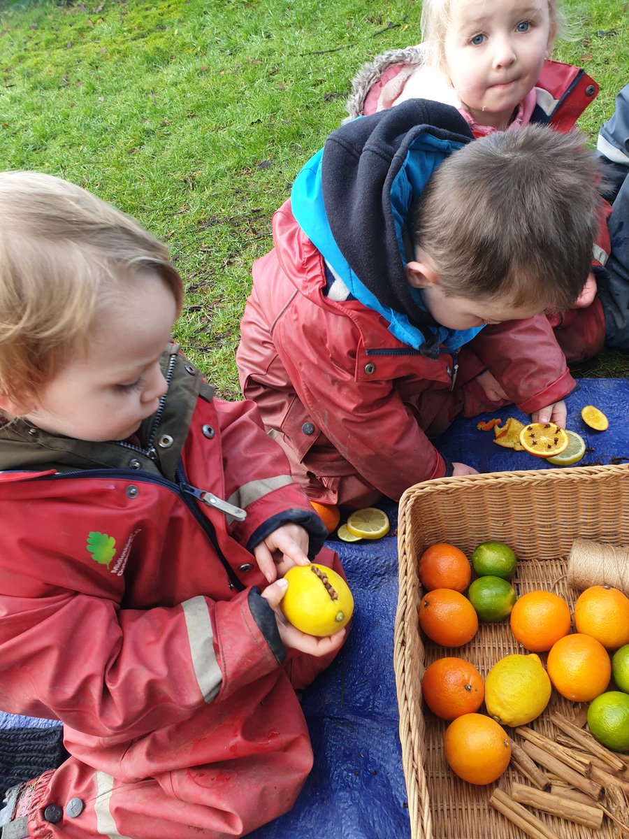 MidEYLCOL's tweet photo. Our Sparrows explored fruits and spices enjoying tasting, smelling them. They described them as, "smelling like Christmas" . Providing experiences which allow the free exploration of objects ensures children investigate what interests them at their own pace #redjacketpeople https://t.co/bKvC5KMo1G