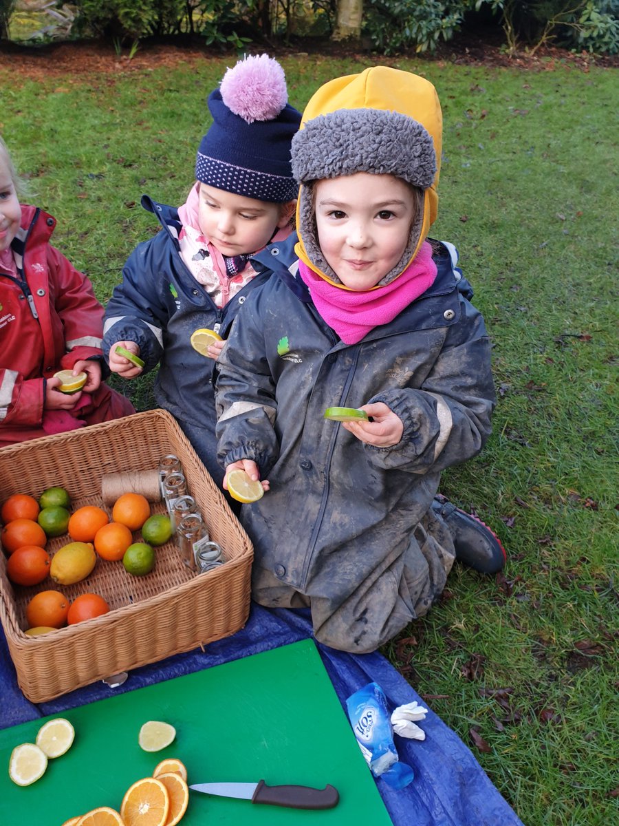 MidEYLCOL's tweet photo. Our Sparrows explored fruits and spices enjoying tasting, smelling them. They described them as, "smelling like Christmas" . Providing experiences which allow the free exploration of objects ensures children investigate what interests them at their own pace #redjacketpeople https://t.co/bKvC5KMo1G