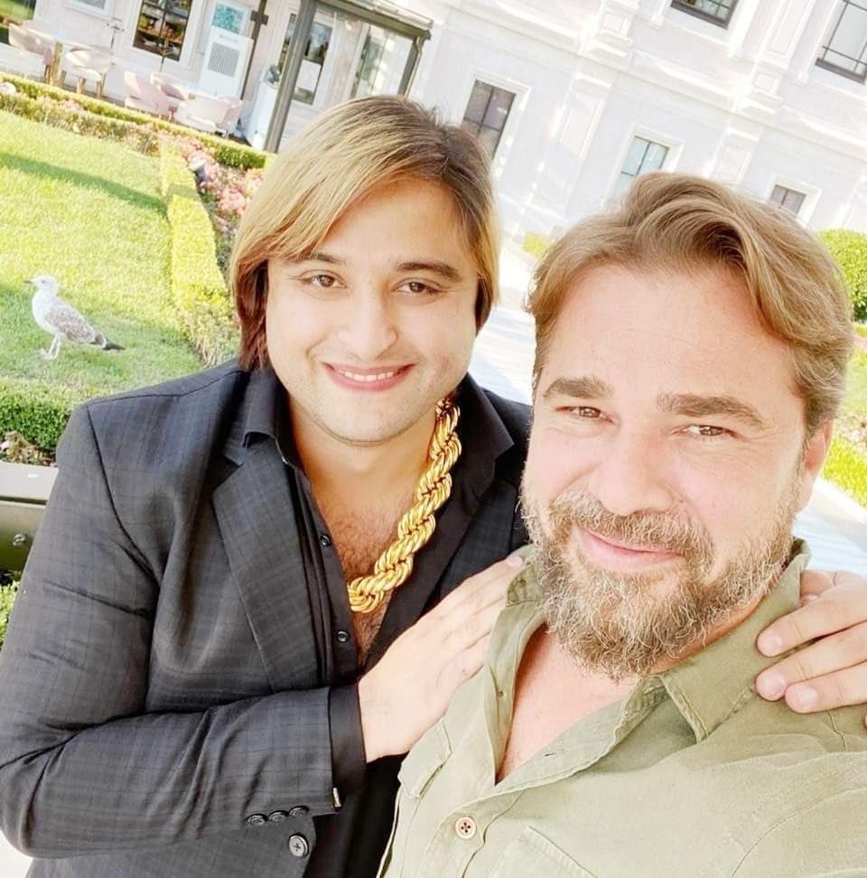 Luckily for Engin, there were no shortage of offers or Pakistan fans. He happened to meet the pimped up heir of a business owner and Tik Toker in Turkey. “Come to Lahore. Meet a lion. Meet the chief minister. Become my brand ambassador. Be my bestie.”