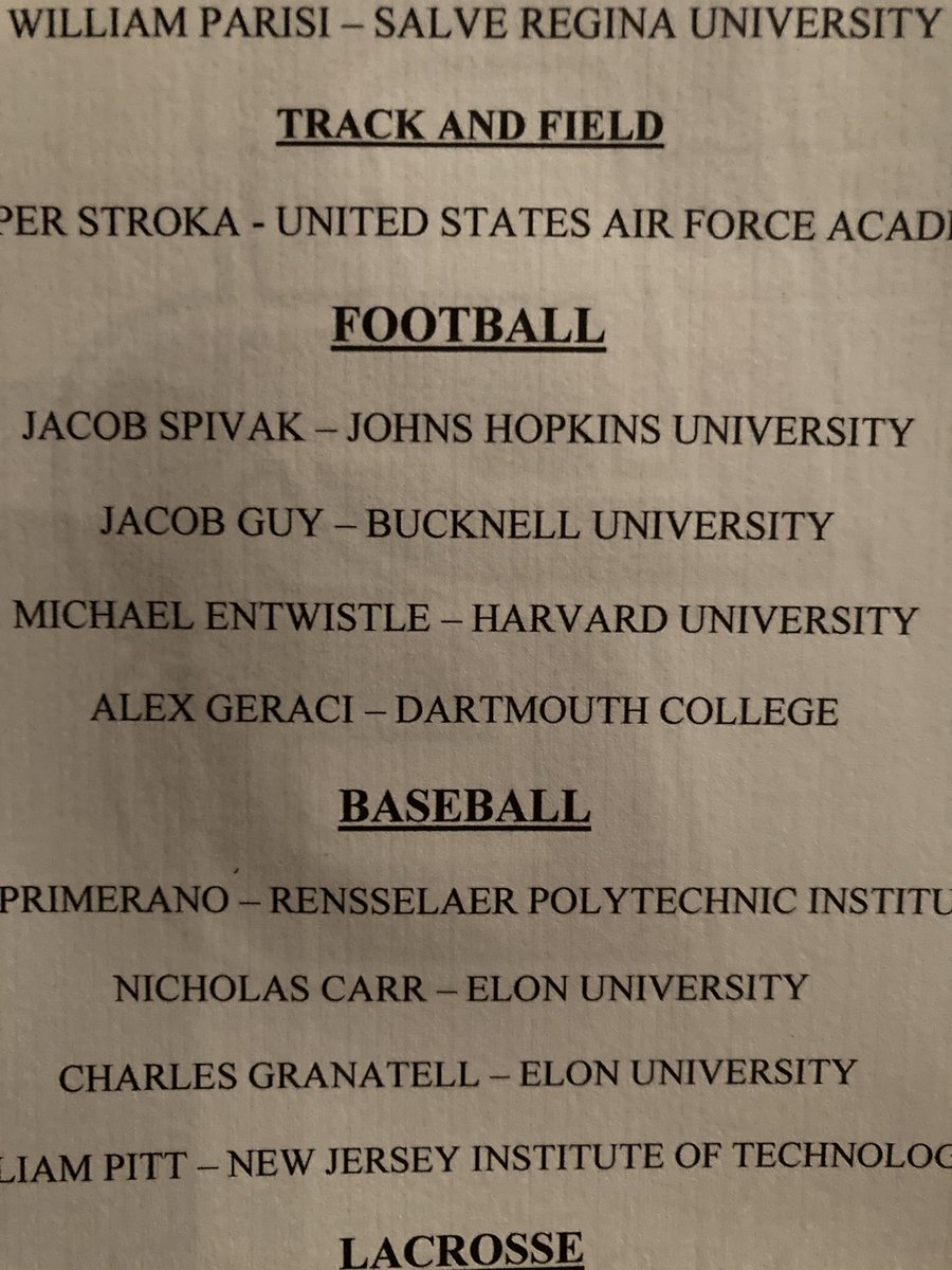 Congratulations to our early signees!!! Your hard work and dedication on the field and in the classroom has brought you to this moment! Excited for your future!!! #boscofootball #40yearsnot4 #brotherhood @DBP_Football