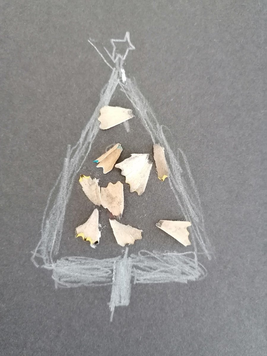 firsprimarysale's tweet photo. #yr2 How creative is this? All because Deacon found a white pencil...
#blackandwhite #Christmascrafting
#thinkingcreatively #pencilshavings https://t.co/6ZGdZWOIvm