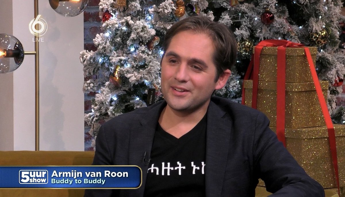 Vandaag mochten we aanschuiven bij de 5 uur show. Armijn ging in gesprek over Buddy to Buddy en over de nieuwe campagne van het @OranjeFonds; #niemandalleen

📺 Gemist? Kijk hier de aflevering terug: bit.ly/2JXxu3f