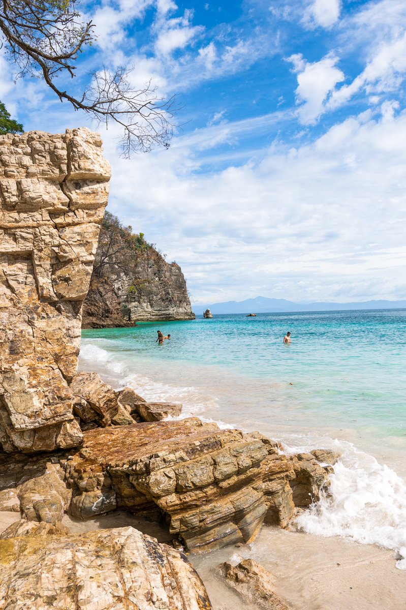 hikingtourscr's tweet photo. 📍🏝 Playa Quesera.

📆 20 de diciembre agotado.
📆 26 de diciembre, seis espacios disponibles.

Costo: ₡47.000pp. 

📲 Información https://t.co/RRI7Y8xS1W https://t.co/smGUU28YFN