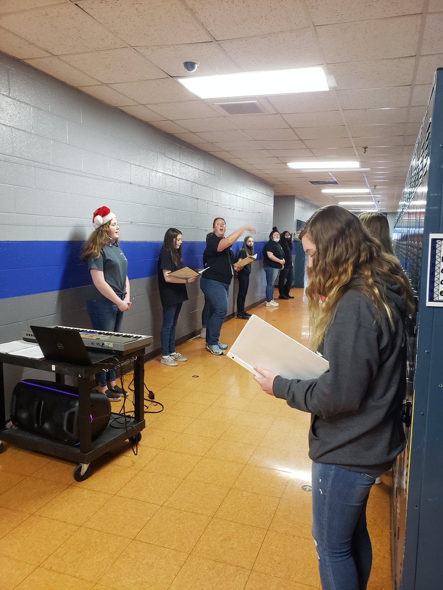 KnightsSms's tweet photo. So proud of our @KnightsSms band &amp; choir members who performed a medley of holiday tunes for their classmates. We loved how they incorporated our virtual students &amp; even performed together as a unit. Happy Holidays from Sycamore Middle!!
#ccsdtn https://t.co/v7n5ctvVDn